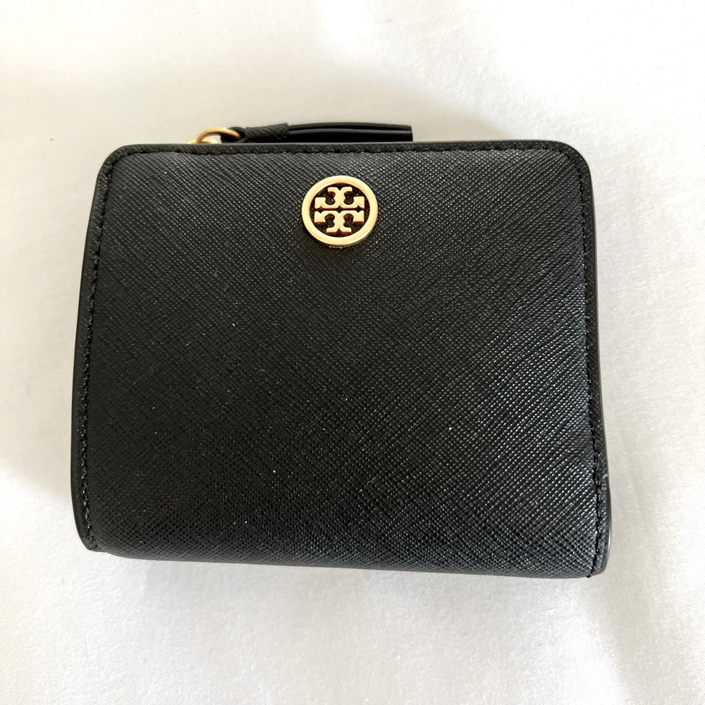 Tory Burch Robinson Bi-Fold Wallet